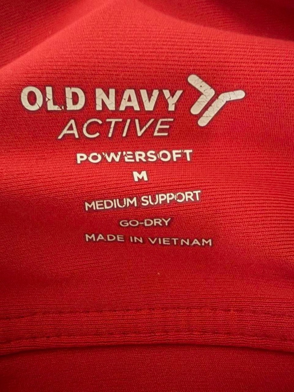 Old Navy Women's PowerSoft Racerback Sports Bra Cherry Red Medium - Picture 5 of 5